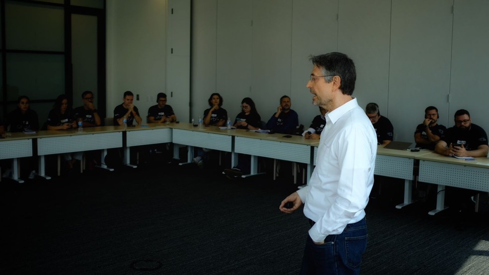 A comitiva de startups levada pela Meta em uma conversa com os gestores da Xi Ventures — Foto: Pedro Valério/Instituto Caldeira