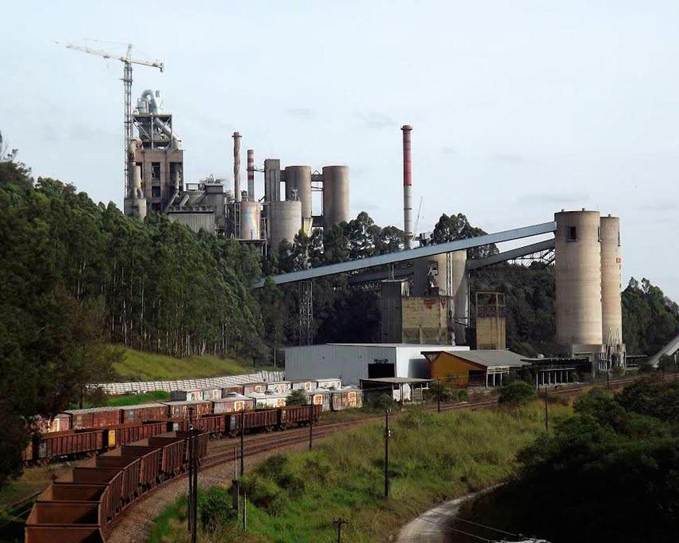 Fábrica da Cimento Tupi: empresa vai recorrer da decisão que a obriga a votar novo plano de RJ  — Foto:  Divulgação