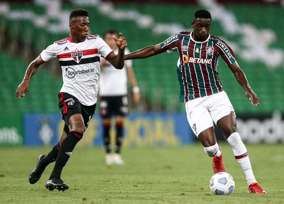 Enquanto São Paulo negocia com a Libra, Fluminense fechou a Liga Forte — Foto: Lucas Merçon/Fluminense