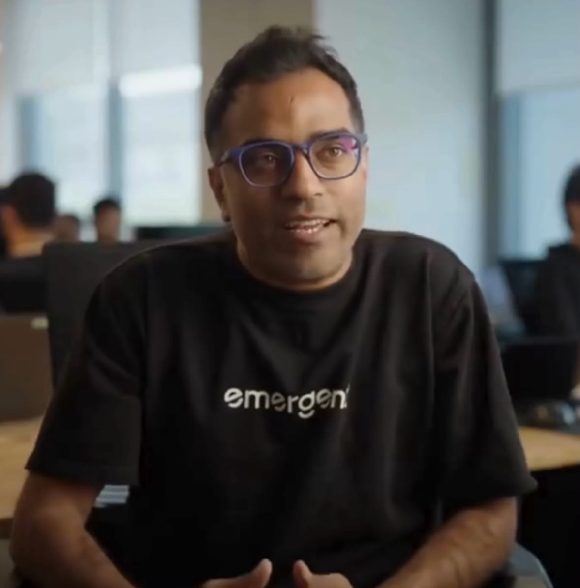 Emergent, unicórnio em 13 meses, queima caixa para ganhar o mundo