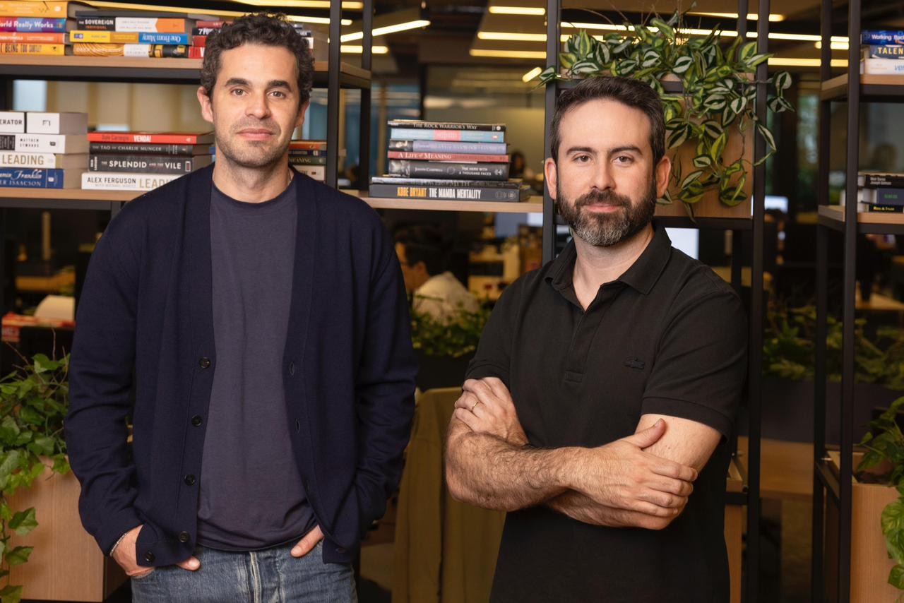 Startup Tako entra no mercado de IA trabalhista para rivalizar com Enter