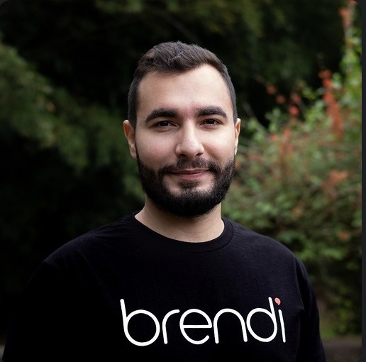 Propel Ventures aposta na tese da Brendi para ser o iFood no WhatsApp