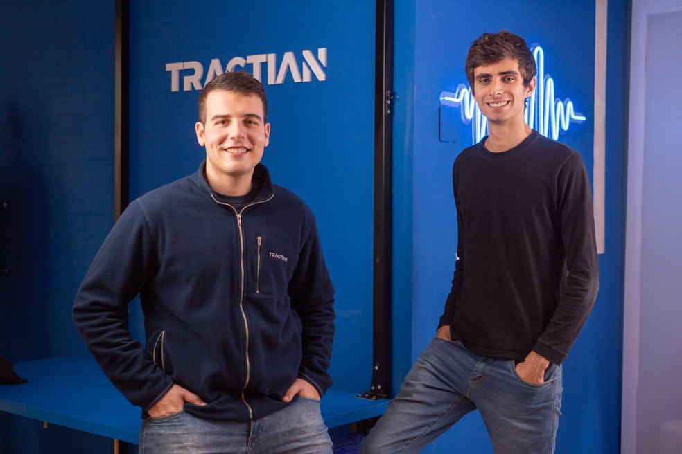 Gabriel Lameirinhas e Igor Marinelli, fundadores da Tractian: R$ 230 milhões no caixa — Foto: Divulgação