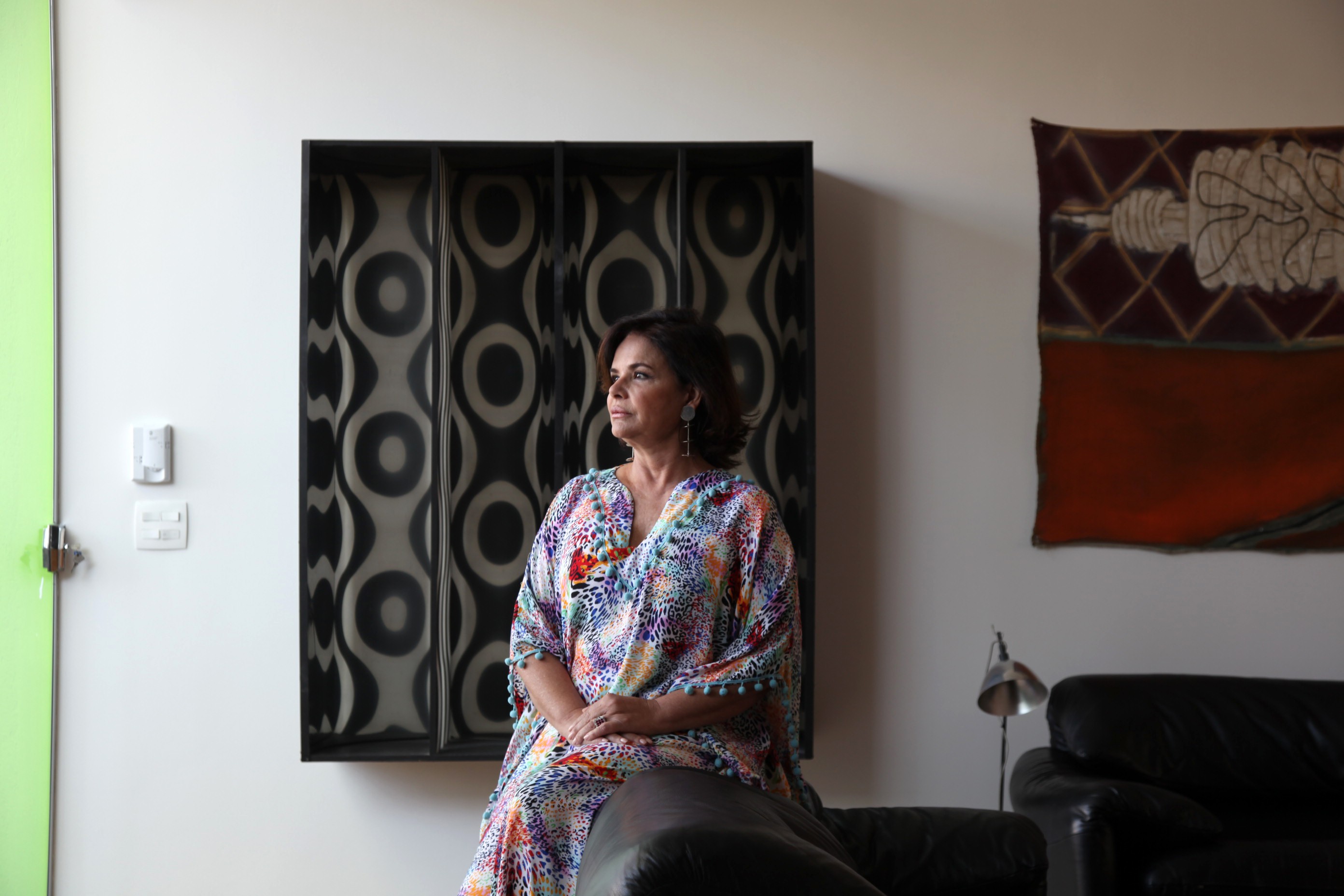 Nara Roesler inicia sucessão no comando de sua galeria de arte