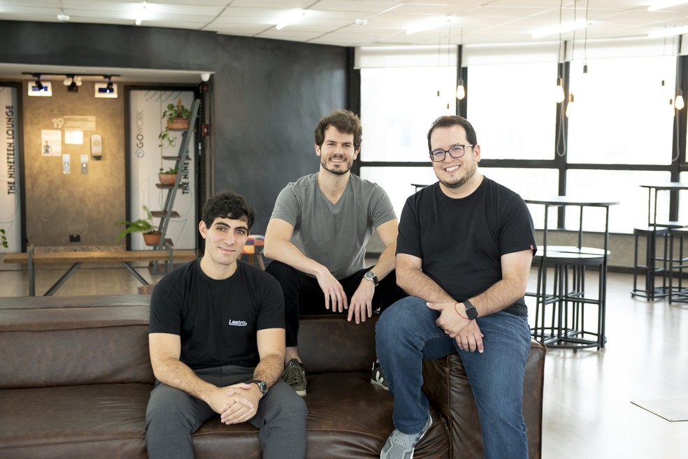 José Thomaz Pereira, Allan Paladino, e Pedro Milanez, fundadores da Lastro: US$ 5 milhões para plataforma de gestão de imóveis — Foto: Divulgação