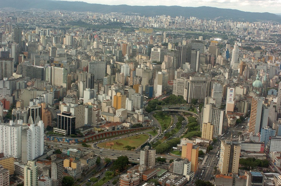 Nos fundos imobiliários, desatenção aos relatórios de gestão pode resultar em prejuízo — Foto: Marcos Alves / Agência O Globo