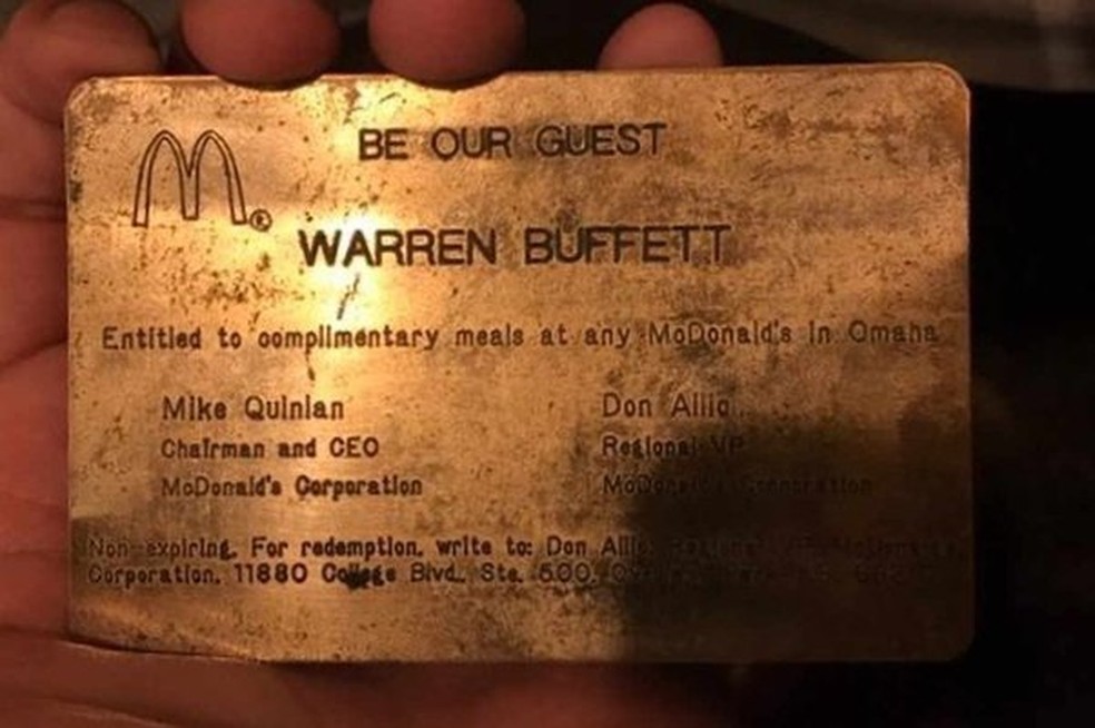 O McGold de Warren Buffett garante "almoço grátis" nos restaurantes da franquia em Omaha — Foto: Reprodução