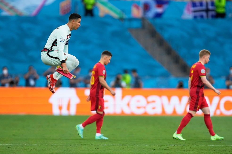 Cristiano Ronaldo, o capitão de Portugal, em partida da Eurocopa contra a Bélgica — Foto: Eurocopa/Facebook